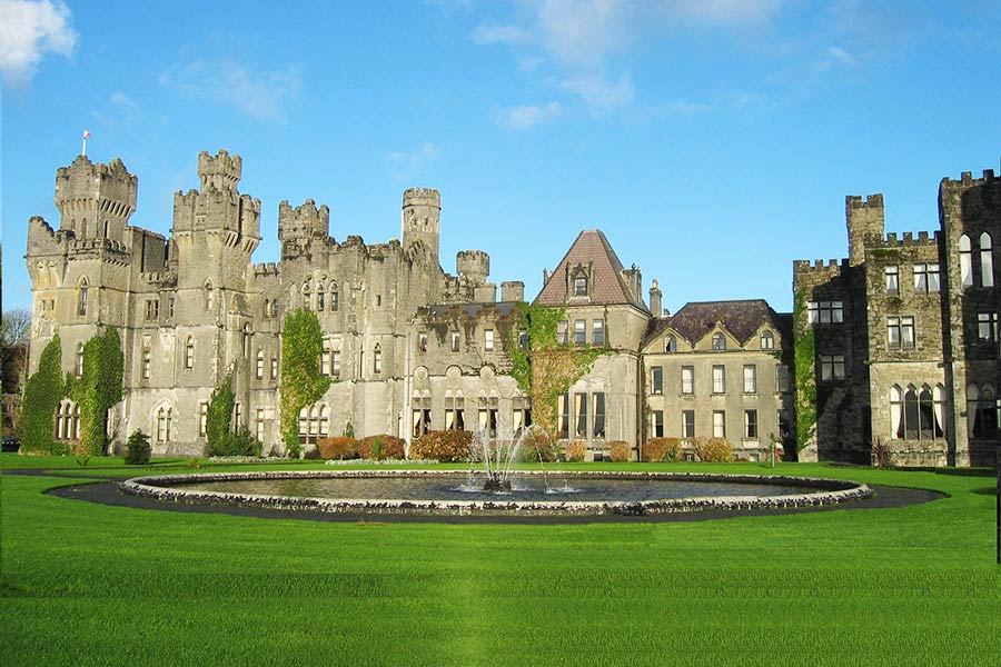 Ashford_Castle_in_County_Mayo